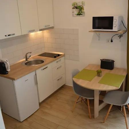Sunny Day Apartment