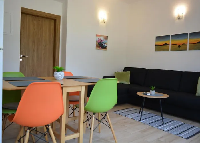 Sunny Day Apartman Tribalj