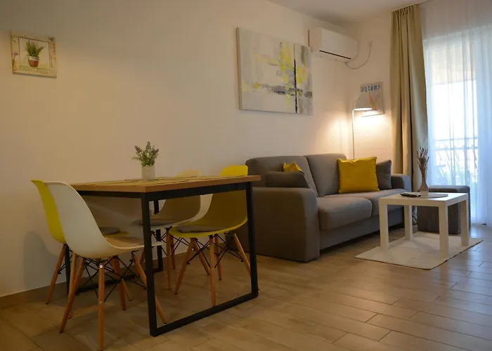 Apartman Sunny Day Tribalj