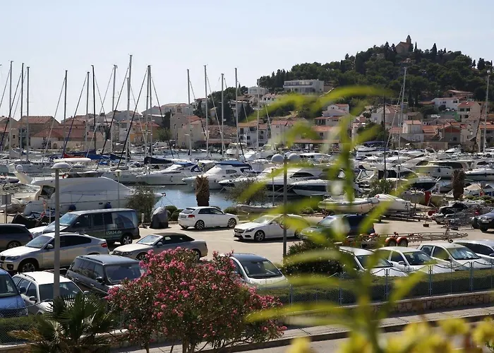 Sunny Day Apartament Tribalj